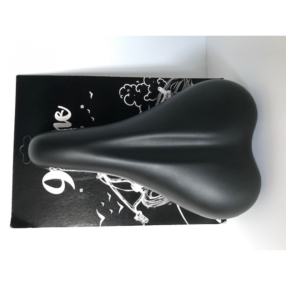 Nine V3111 PU Foam Saddle