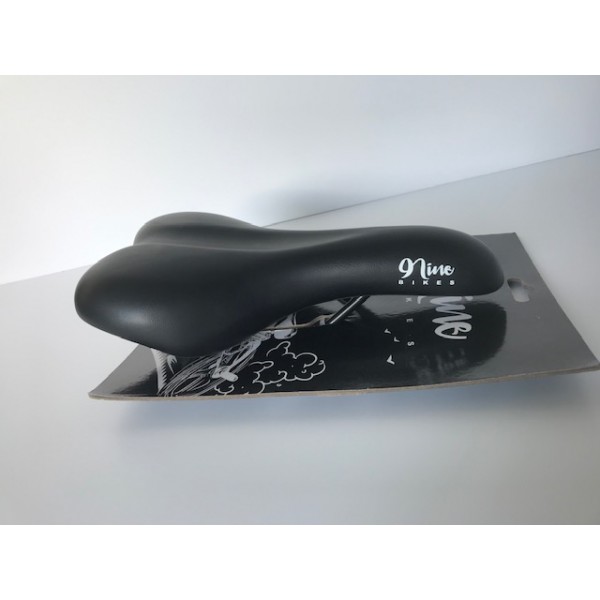 Nine V3657 PU Foam Saddle